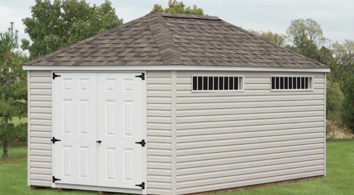 Hip roof shed